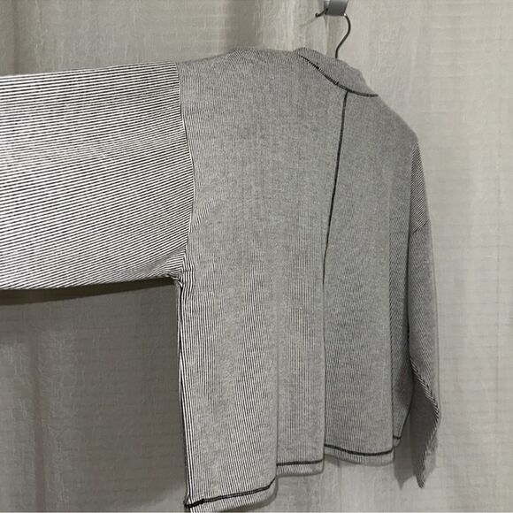 Urban Romantics L Mock Neck Silver Gray Cozy Comfy Long Sleeve Boxy Fit Top - Picture 8 of 11